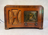 Vintage Zenith Model 5-D-627 Table Radio