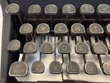 Royal Silent Deluxe Manual Typewriter with Case