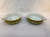 Set of 4 Vintage Pyrex Pieces with Lids - Spring Blossom "Crazy Daisy" Pattern