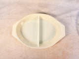 Pyrex 110 1.5 Quart Divided Dish Dandelion Duet