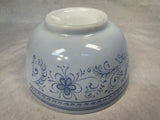 Pyrex Brittany Blue 1.5 Quart Mixing Bowl