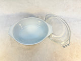 Pyrex 043 - 1 1/2 Quart Snowflake Lidded Oval Casserole Dish