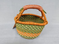 Alaffia 9" w Oval Basket, Made in West Africa - Like New!