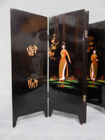 Vintage Vietnamese Tabletop Lacquered Wood Screen