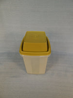 Vintage Tupperware Pick-a-Deli Pickle/Olive Holder