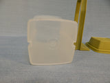 Vintage Tupperware Pick-a-Deli Pickle/Olive Holder