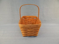 Longaberger 1999 11" x 7.5" Woven Basket w/One Handle