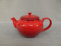 Le Creuset Large Teapot