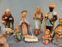 Vintage Goebel Hummel 12-piece Nativity