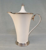 Lenox Solitaire White Dimension II Collection 10" Pitcher w/Lid - Like New!