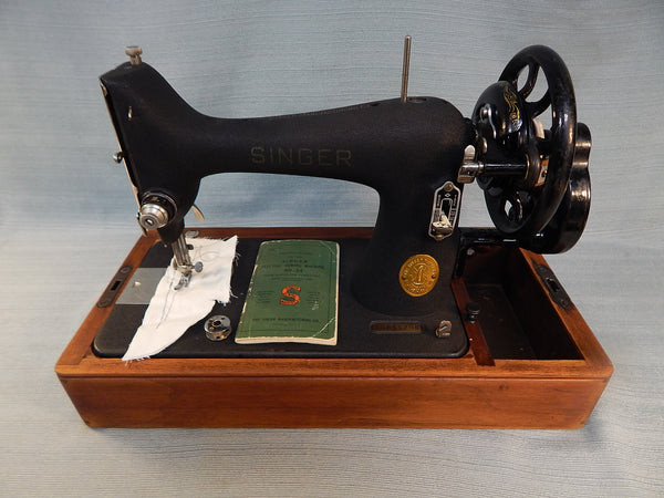 Vintage Singer 99 Sewing Machine with Case