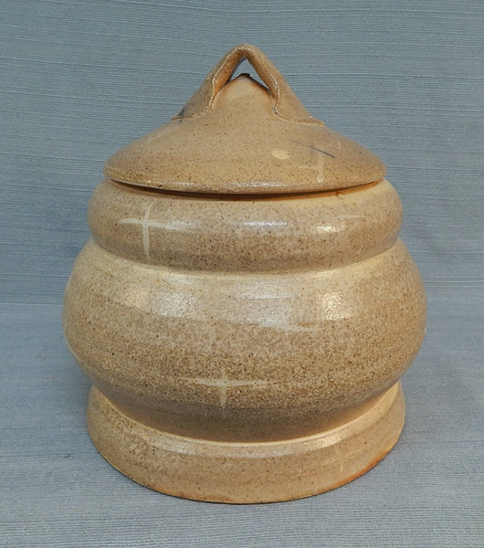 Pottery Cookie Jar with Lid