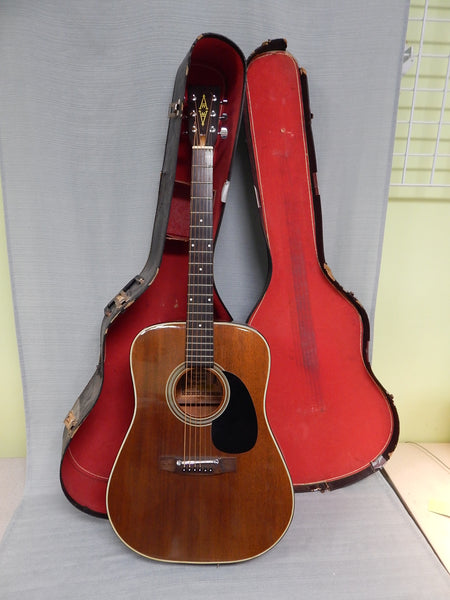 Alvarez Regent Acoustic Guitar - Very Good Condition As Noted