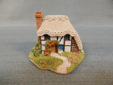 Setof 3 Lilliput Lane Miniatures