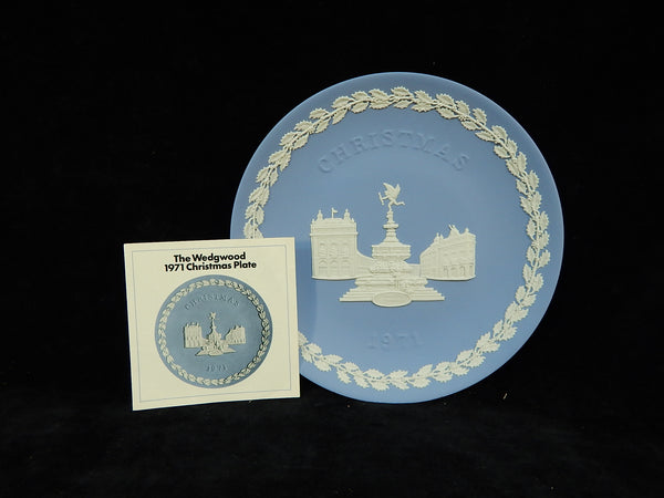 Wedgwood 1971 Piccadilly Circus Christmas Plate