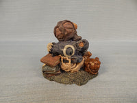 Boyd's Bears and Friends "Knute & the Gridiron"