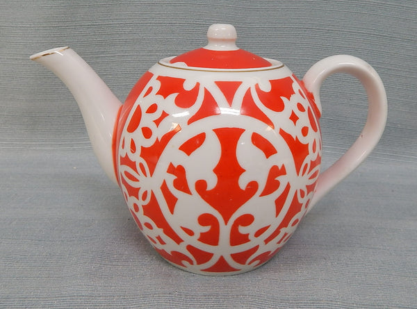 Russian Pesochnoe Red and White Teapot