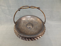 Meriden Quad Plate Footed Server with Handle