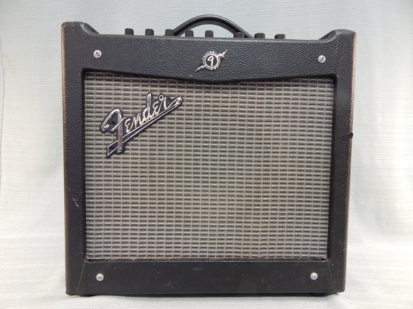 Fender Mustang I V.2 Amp - Very Good Condition as Noted