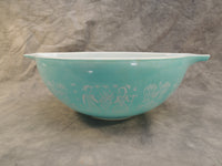 Large Pyrex "Butterprint" Mixing Bowl