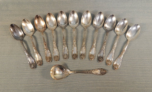 1881 Rogers 1908 La Vigne Silverplate Spoons - Lot of 11 Teaspoons & 1 Sugar Spoon
