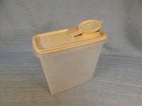 Tupperware Container with Lid and 3 16 oz. Tumblers and 1 oz. Scoop - LIke New!