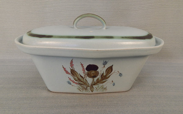 Buchan Stoneware Thistle Casserole Dish with Lid