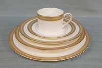 Vera Wang "Golden Tiara" 6 Piece Place setting