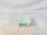 Set of Five Pyrex 501 Refrigerator Dishes with 2 Lids