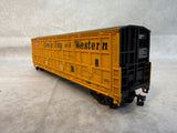 Vintage HO Scale Chessie System Engine and Model Train Box Cars