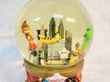 Macy's 2002 Thanksgiving Day Parade Musical Snow Globe - Like New!