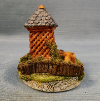 Maurice Wideman American Collection Well House and Sod House Figurines