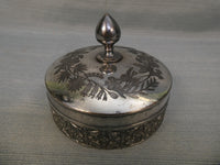 Meriden Britannia Co. Silver Plate Dome Butter Dish 4974