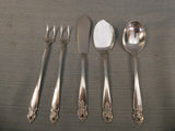 Oneida Prestige Stainless Distinction Flatware - 12 Settings+ - 115 Pieces