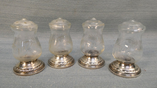 Quaker Silver Sterling Silver and Glass Salt Shaker - Set of 4