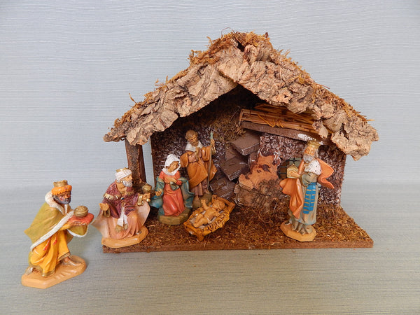 10" The Fontanini Heirloom Nativity by Roman - Very Good Condition as Noted