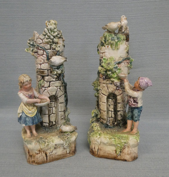 Pair of Ceramic Figurines - Very Good Condition